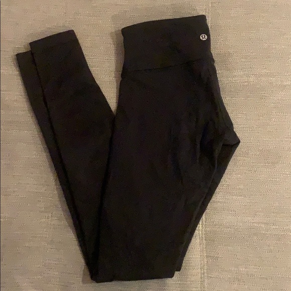 Black lululemon leggings - Picture 1 of 2